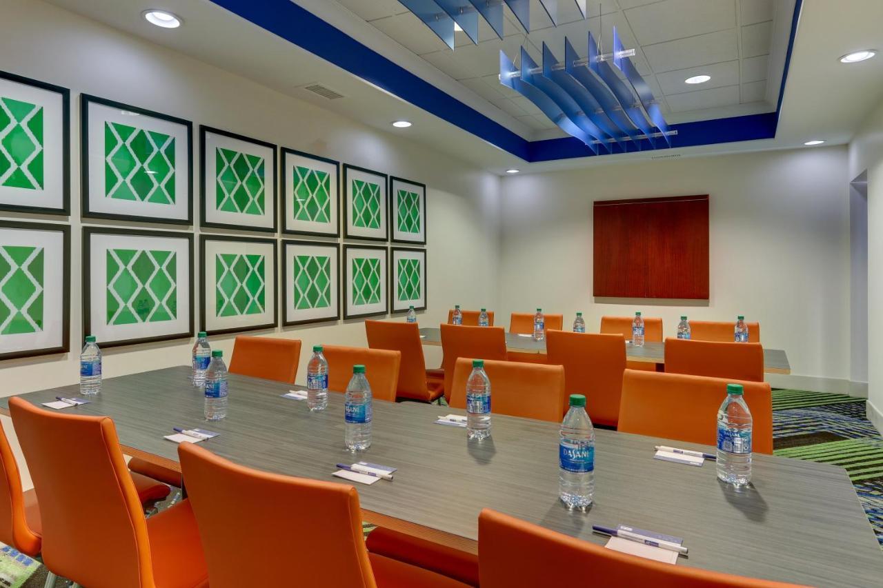 Hotel Express & Dayton-centerville By Ihg