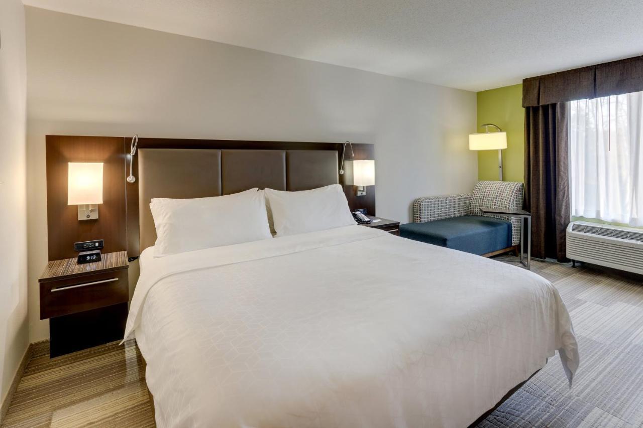 Express & Dayton-centerville By Ihg 2* Centerville